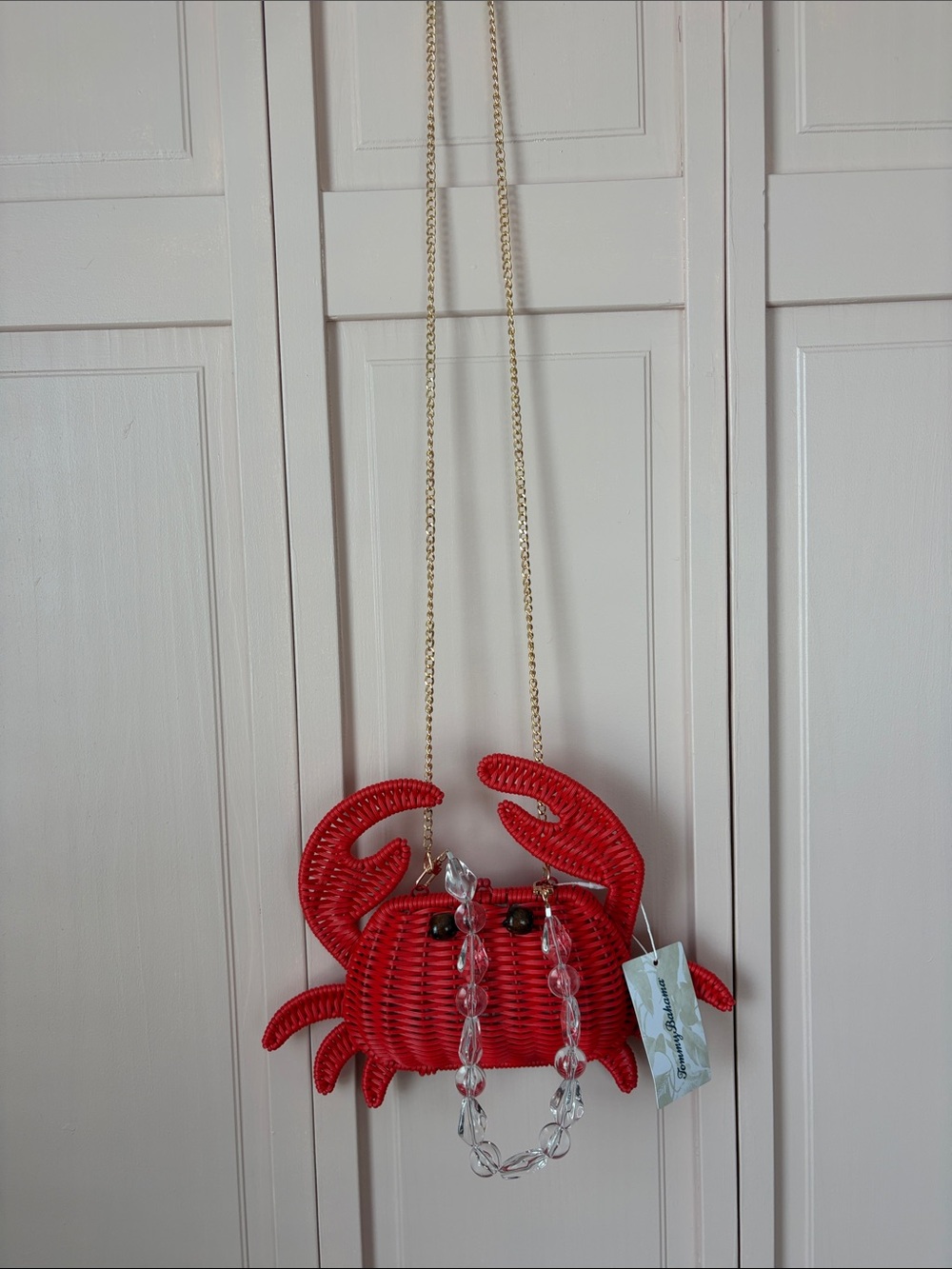 Tommy Bahama Red Crab-Shaped Crossbody Bag with Gold Chain - Picture 5 of 5